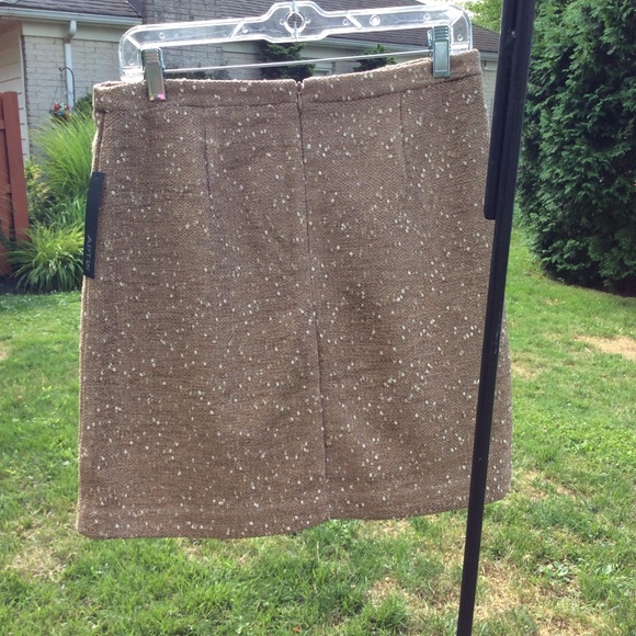 Women's Apt. 9 Gold/Khacki Metallic Skirt Size 8 - Picture 4 of 10